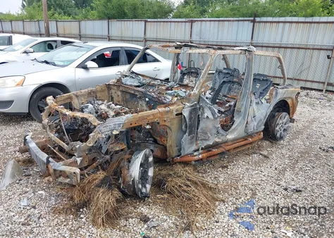 2018 Jeep Wrangler Unlimited Sahara 4X4 from USA, damaged, VIN 1C4HJXEG2JW117902